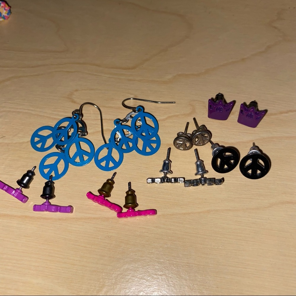 earrings